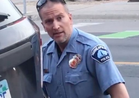 Ex-policial condenado pela morte de George Floyd é esfaqueado na prisão