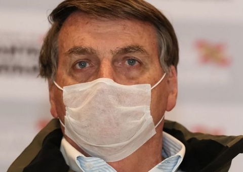Em quarentena, Bolsonaro realiza novo teste de covid; Saiba o resultado
