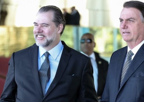 Dias Toffoli arquiva investigações contra Bolsonaro