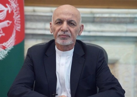 Presidente do Afeganistão deixa país após Talibã entrar em Cabul