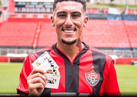 Vitória vence São Paulo e se livra do rebaixamento no Brasileirão