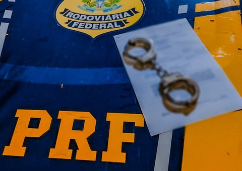 Foragido é preso pela PRF durante blitz na BR-319