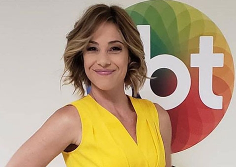 Ex-protegida de Silvio Santos, jornalista é demitida do SBT após voltar de férias