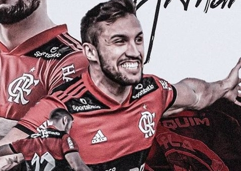 Ex-BBB Arthur é convidado para time do Flamengo e Aline Riscado elogia