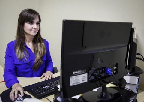 Extrato de conta corrente com desconto não reconhecido impõe danos, decide Justiça