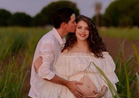 Grávida morre em acidente a caminho da maternidade para dar à luz