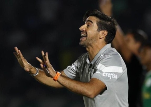 Abel Ferreira diz que entende Neymar e critica gramados no Brasil