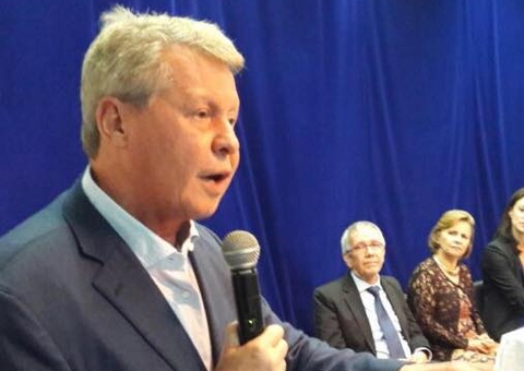 Arthur Virgílio diz que não abre mão de participar das prévias para presidência