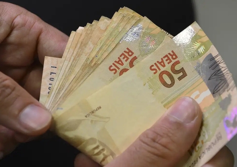 Vendedora negra será indenizada por ter cabelo criticado pela chefe