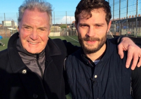 Pai de Jamie Dornan, astro de 'Cinquenta Tons de Cinza', morre por Covid-19