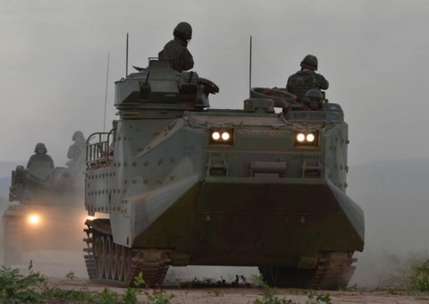 Militares farão desfile de tanques no dia da votação da PEC do voto impresso