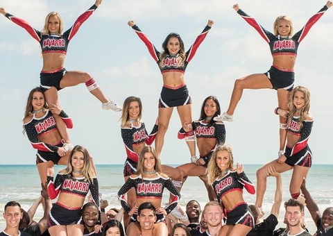 'Cheer' ganha 2ª temporada na Netflix após prisão de membro do elenco