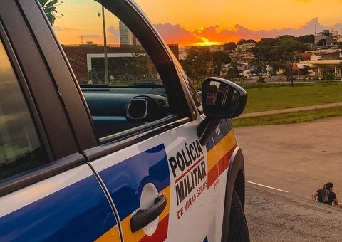 Após 'ouvir voz do diabo', babá agride e tranca criança de 4 anos em geladeira; mulher foi presa