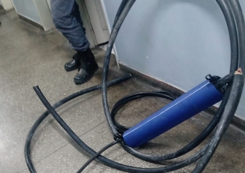 Homem é preso suspeito de roubar fios de cobre em Manaus