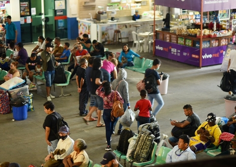 Mais de 28 mil pessoas devem deixar Manaus durante o feriado prolongado