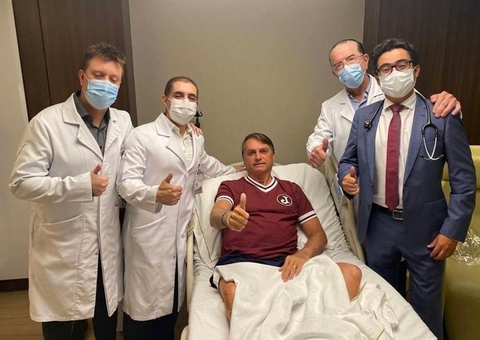 Bolsonaro sente fortes dores no abdômen e é levado para Hospital das Forças Armadas
