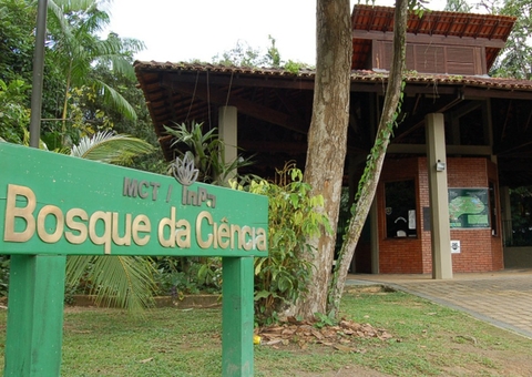 Bosque da Ciência reabre espaço para visitação de alunos em Manaus 