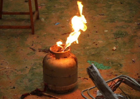 Vazamento de gás causou incêndio que matou criança carbonizada em Manaus