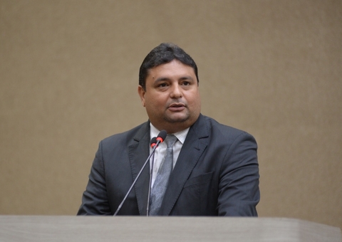 Vereador pede fim de sessões híbridas na CMM após desobrigação do uso de máscara