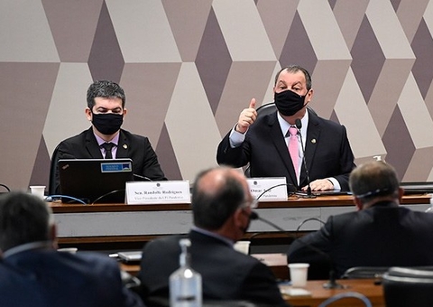 Omar nega que foi aconselhado a não se candidatar a reeleição ao Senado