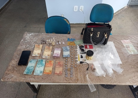 Após descobrir que filho foi apreendido, mãe acaba presa suspeita de tráfico no Amazonas