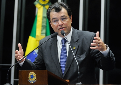 Eduardo Braga defende diálogo direto entre prefeituras e Congresso Nacional