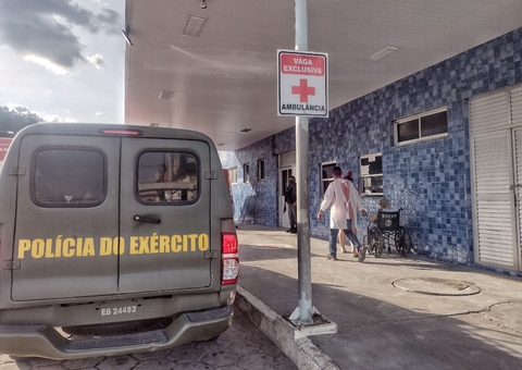 Homem espancado após assaltar mulher é militar do Exército em Manaus