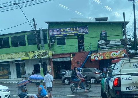 Idosa é atropelada em faixa de pedestre ao atravessar rua em Petrópolis