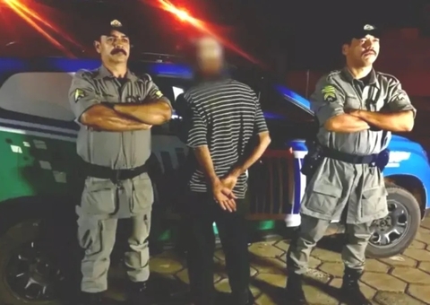 Filho passa a mão nas partes íntimas da mãe cadeirante e é preso