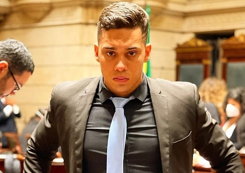 Vereador Gabriel Monteiro fazia sexo na frente da equipe, revela ex-assessor