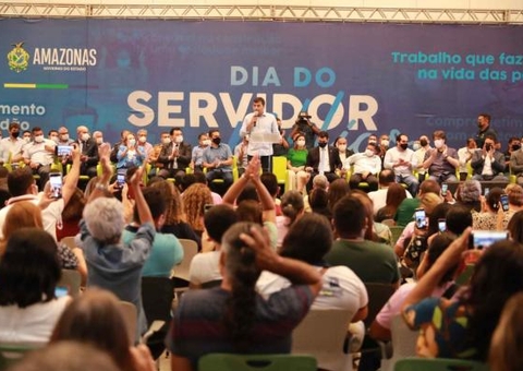 Adiantamento do 13º salário dos servidores do governo é pago nesta quinta no Amazonas