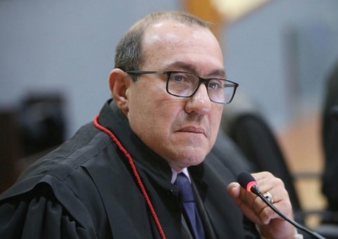 Desembargador suspende instalação de novos medidores da Amazonas Energia