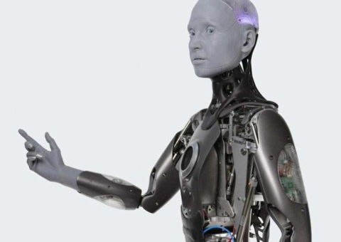 Vídeo: Robô Ameca chama atenção por possuir expressões faciais humanas