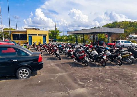 Com lances mínimos de R$ 100, PRF fará leilão de veículos recolhidos em Manaus