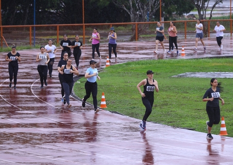 Teste de Aptidão Física do concurso da Polícia Militar inicia em Manaus 