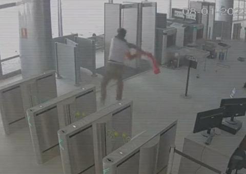 Veja imagens inéditas dos atos de vandalismo no Palácio do Planalto