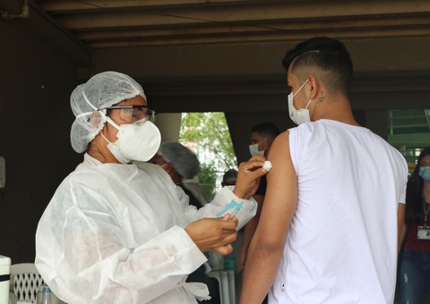 Mesmo com 70% da população vacinada contra covid no Amazonas, 980 mil estão sem dose de reforço