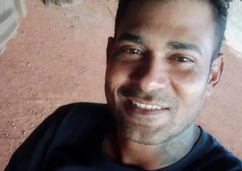 Sem aceitar término, homem invade casa da ex e mata atual namorado