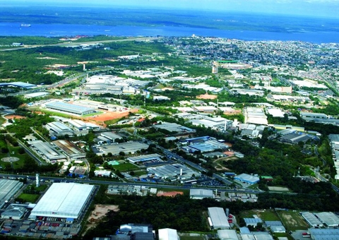 Políticos criticam decretos de Bolsonaro que prejudicam a Zona Franca de Manaus