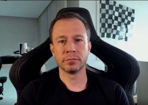 Após declarar torcida para Gabriel, Tiago Leifert é criticado na web