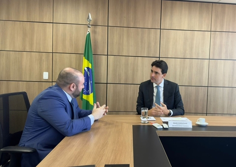 Governo e Ministério dos Transportes debatem sobre reestruturação dos aeroportos no Amazonas