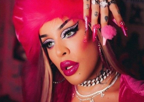 Gloria Groove impressiona com caracterização de Marília Mendonça no Show dos Famosos