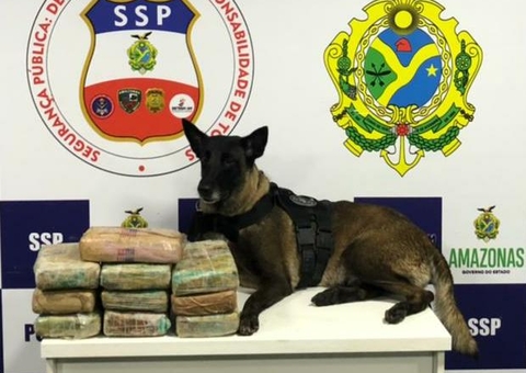 Dez quilos de drogas são encontrados em caixa d'água de barco no Amazonas