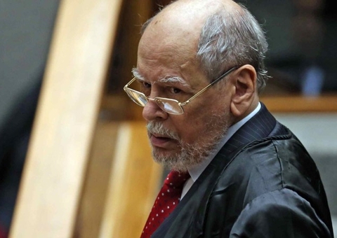 Ex-ministro do STF Sepúlveda Pertence morre em Brasília