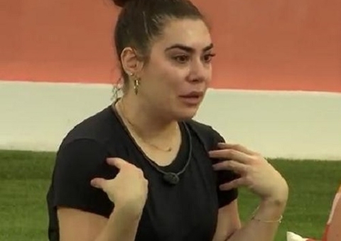 Naiara Azevedo faz discurso de despedida e ameaça desistir do BBB22