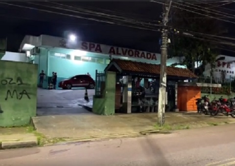 Motoboy é morto a tiros após partida de futebol em Manaus