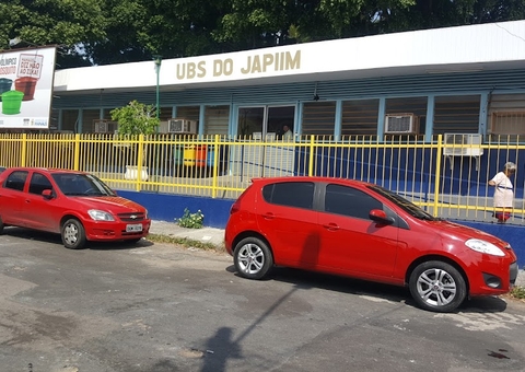 Três postos de vacinação contra covid-19 suspendem atendimento em Manaus