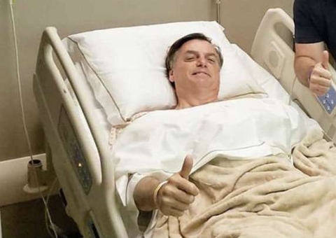 Governo diz que Bolsonaro permanece internado, mas está bem