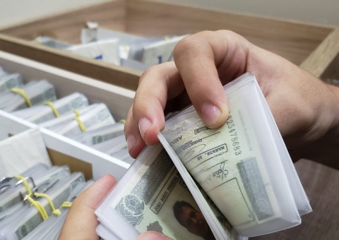 Projeto propõe que tipo sanguíneo de motoristas seja registrado em CNH 