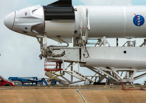 Lançado o 3º voo tripulado da SpaceX com destino à Estação Espacial